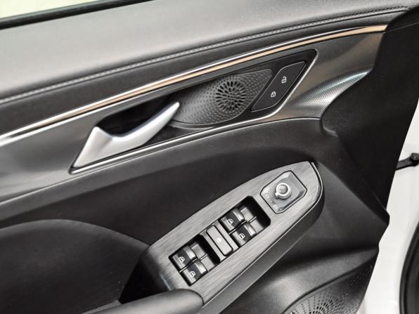 Haval Jolion I с пробегом 2023 года, цена 1 770 000 рублей, 34602 км, внедорожник, Автокод Объявления