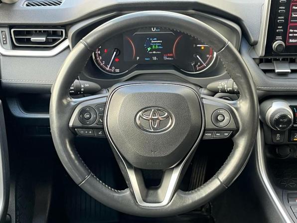 Toyota RAV4 V (XA50) с пробегом 2022 года, цена 3 069 000 рублей, 129456 км, внедорожник, Автокод Объявления