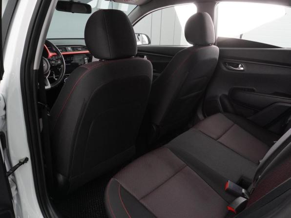 Kia Rio IV Рестайлинг с пробегом 2021 года, цена 1 644 000 рублей, 81431 км, седан, Автокод Объявления