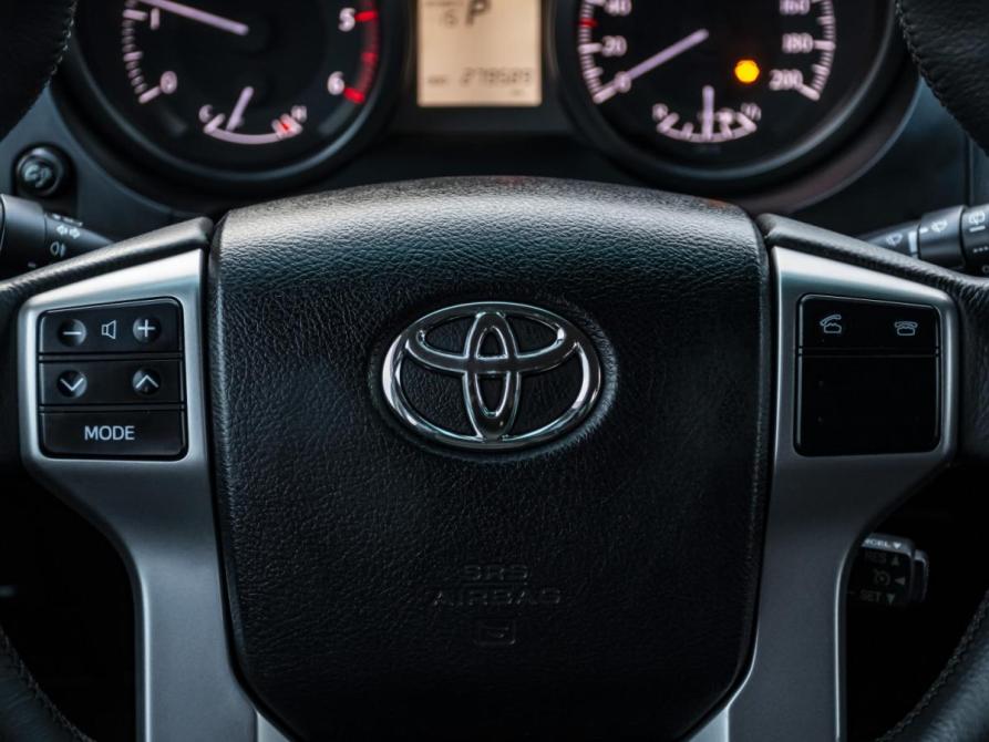 Toyota Land Cruiser Prado 150 Series Рестайлинг 1 Москва  - изображение 11