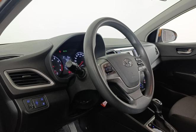 Hyundai Solaris I Рестайлинг с пробегом 2017 года, цена 1 320 000 рублей, 89605 км, седан, Автокод Объявления