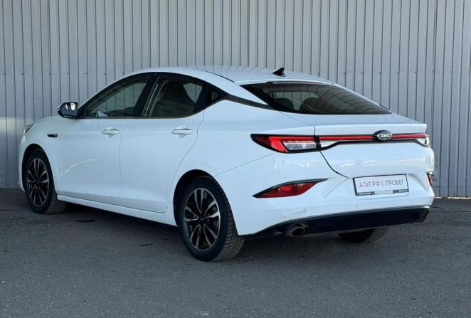 JAC J7 I с пробегом 2022 года, цена 1 070 000 рублей, 57223 км, лифтбек, Автокод Объявления