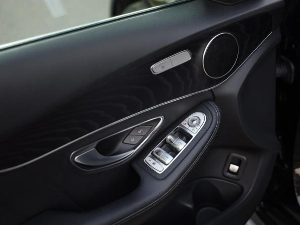 Mercedes-Benz C-Класс IV (W205) Рестайлинг с пробегом 2019 года, цена 2 349 000 рублей, 141217 км, седан, Автокод Объявления