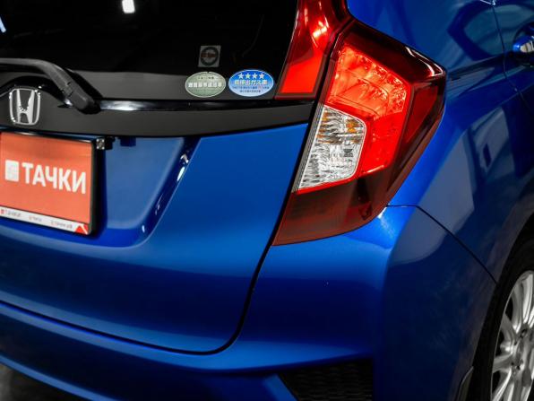 Honda Fit III Рестайлинг с пробегом 2017 года, цена 1 050 000 рублей, 106544 км, хэтчбек, Автокод Объявления