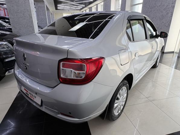 Renault Logan II с пробегом 2015 года, цена 899 000 рублей, 119339 км, седан, Автокод Объявления