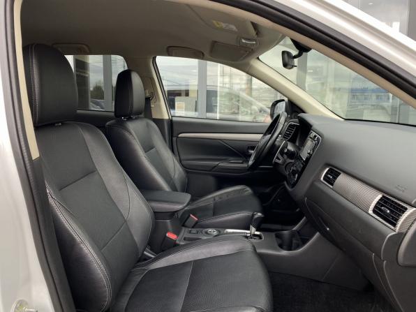 Mitsubishi Outlander III Рестайлинг с пробегом 2014 года, цена 1 789 000 рублей, 55229 км, внедорожник, Автокод Объявления