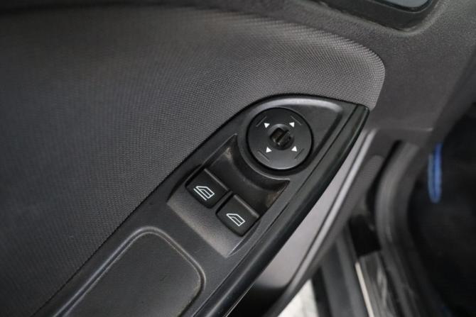Ford Focus III с пробегом 2014 года, цена 651 000 рублей, 225951 км, хэтчбек, Автокод Объявления
