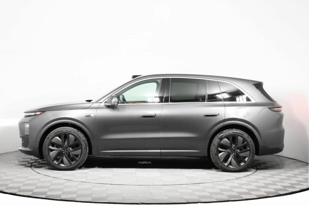 Li Auto (Lixiang) L6 Москва  - изображение 3