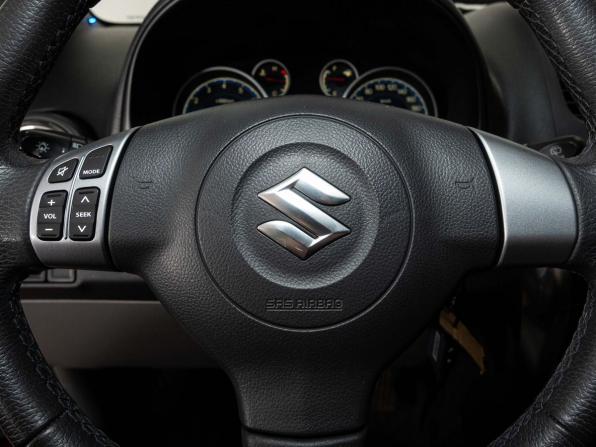 Suzuki SX4 I (Classic) Рестайлинг с пробегом 2013 года, цена 898 000 рублей, 68841 км, хэтчбек, Автокод Объявления