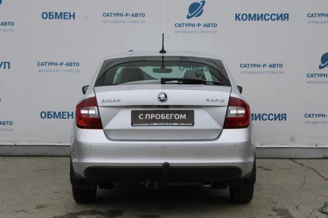 Skoda Rapid I Рестайлинг с пробегом 2018 года, цена 1 325 000 рублей, 63000 км, лифтбек, Автокод Объявления