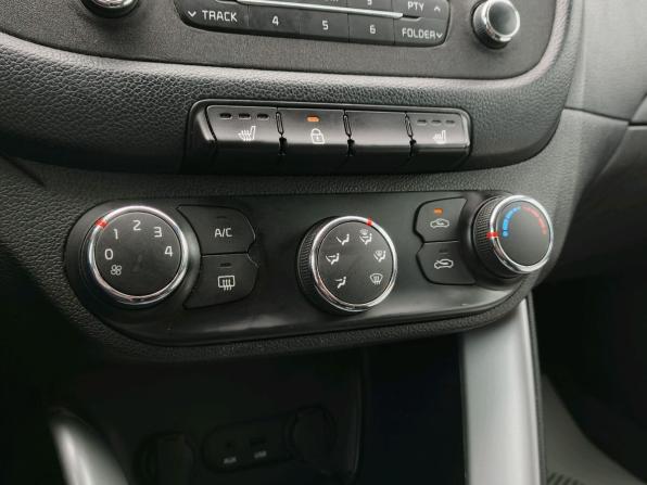 Kia Ceed II с пробегом 2014 года, цена 1 049 000 рублей, 187546 км, хэтчбек, Автокод Объявления