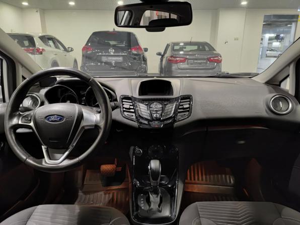 Ford Fiesta Mk6 Рестайлинг с пробегом 2015 года, цена 838 000 рублей, 80908 км, седан, Автокод Объявления