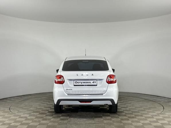 Lada (ВАЗ) Granta I Рестайлинг с пробегом 2022 года, цена 720 000 рублей, 64781 км, лифтбек, Автокод Объявления