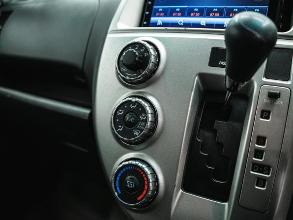 Toyota Ractis I с пробегом 2010 года, цена 769 000 рублей, 161799 км, хэтчбек, Автокод Объявления