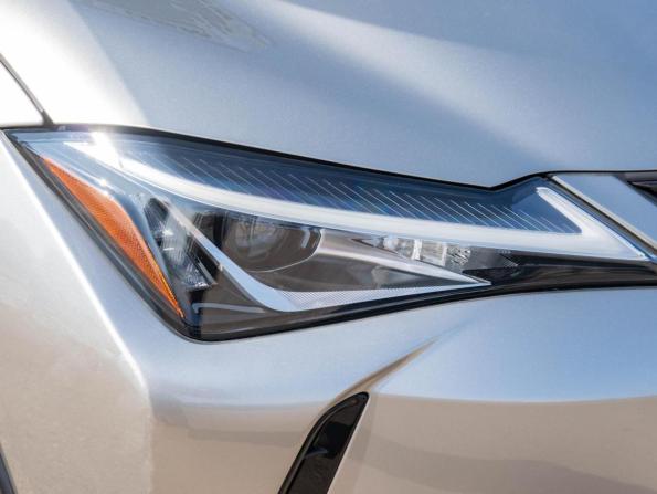Lexus UX I с пробегом 2020 года, цена 3 300 000 рублей, 34714 км, внедорожник, Автокод Объявления