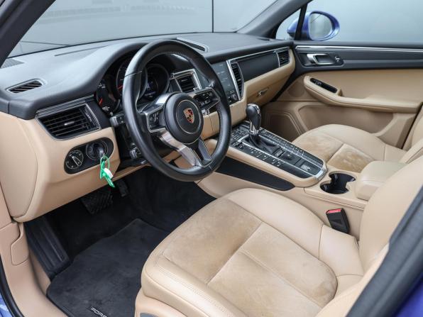 Porsche Macan I Рестайлинг с пробегом 2018 года, цена 3 590 000 рублей, 58889 км, внедорожник, Автокод Объявления