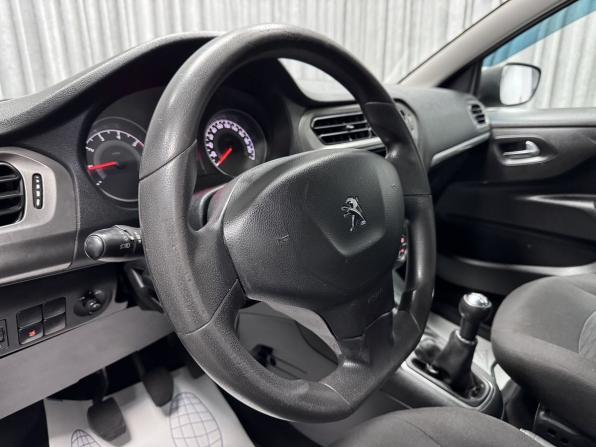 Peugeot 301 I с пробегом 2014 года, цена 530 000 рублей, 141414 км, седан, Автокод Объявления