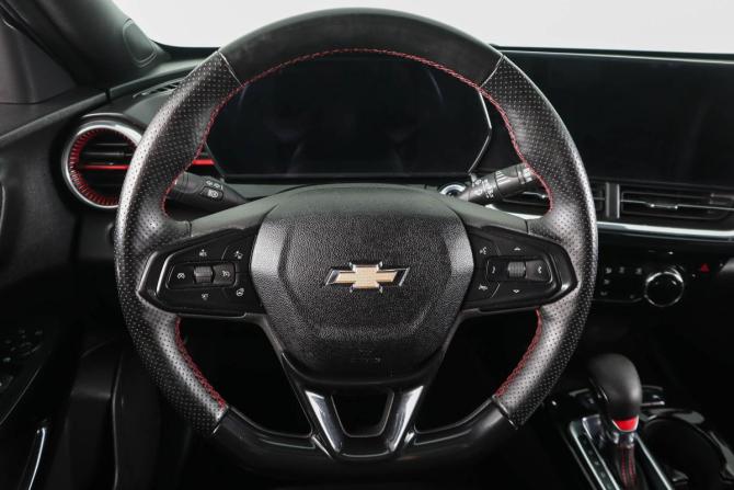Chevrolet Trax II с пробегом 2023 года, цена 2 199 000 рублей, 77500 км, внедорожник, Автокод Объявления