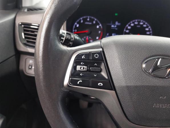 Hyundai Solaris II Рестайлинг с пробегом 2021 года, цена 1 320 000 рублей, 146300 км, седан, Автокод Объявления