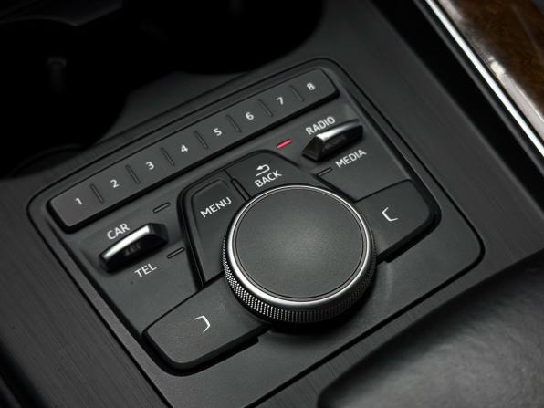Audi A4 V (B9) с пробегом 2016 года, цена 1 999 000 рублей, 158112 км, седан, Автокод Объявления
