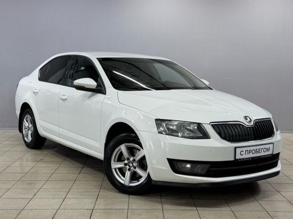 Skoda Octavia III (A7) с пробегом 2015 года, цена 920 000 рублей, 330000 км, лифтбек, Автокод Объявления