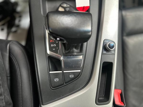 Audi A4 V (B9) Рестайлинг с пробегом 2020 года, цена 2 190 000 рублей, 124355 км, седан, Автокод Объявления