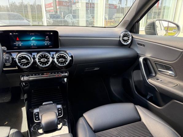 Mercedes-Benz A-Класс IV (W177) с пробегом 2018 года, цена 1 795 000 рублей, 170000 км, хэтчбек, Автокод Объявления