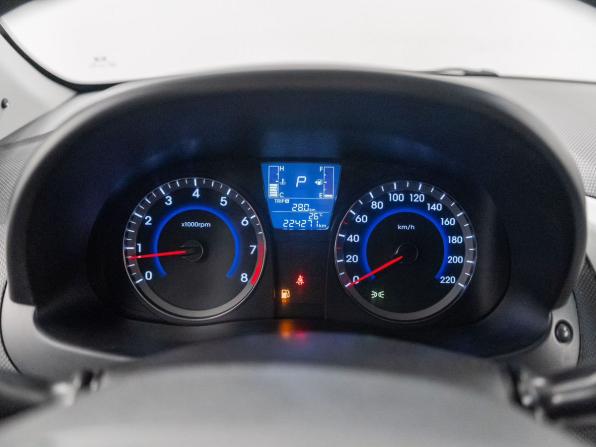 Hyundai Solaris I Рестайлинг с пробегом 2014 года, цена 1 050 000 рублей, 224000 км, седан, Автокод Объявления