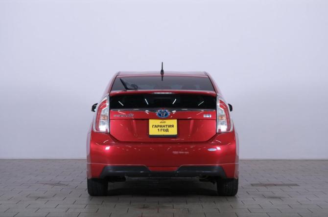 Toyota Prius III Рестайлинг (XW30) с пробегом 2013 года, цена 1 249 000 рублей, 194000 км, лифтбек, Автокод Объявления