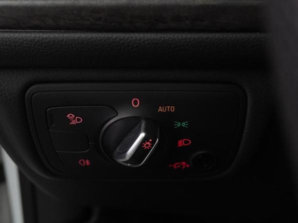 Audi A6 IV (C7) Рестайлинг с пробегом 2017 года, цена 2 339 000 рублей, 256914 км, седан, Автокод Объявления