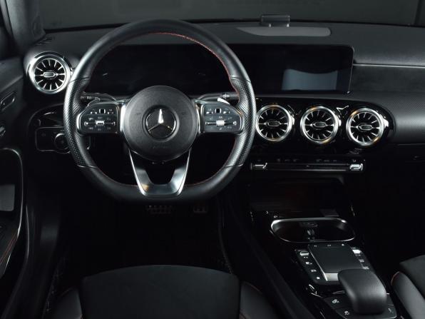 Mercedes-Benz A-Класс AMG II (W177) с пробегом 2020 года, цена 4 315 995 рублей, 35851 км, хэтчбек, Автокод Объявления