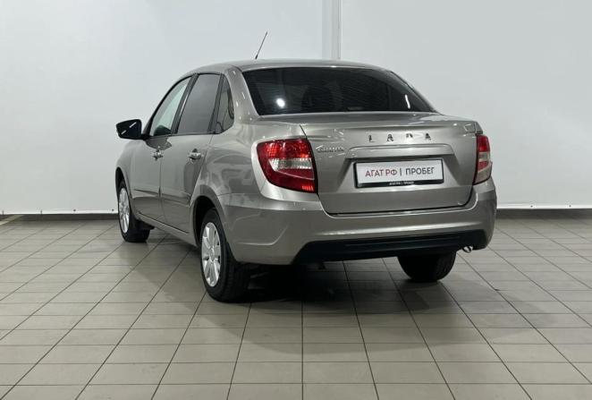 Lada (ВАЗ) Granta I Рестайлинг с пробегом 2022 года, цена 860 000 рублей, 72064 км, седан, Автокод Объявления