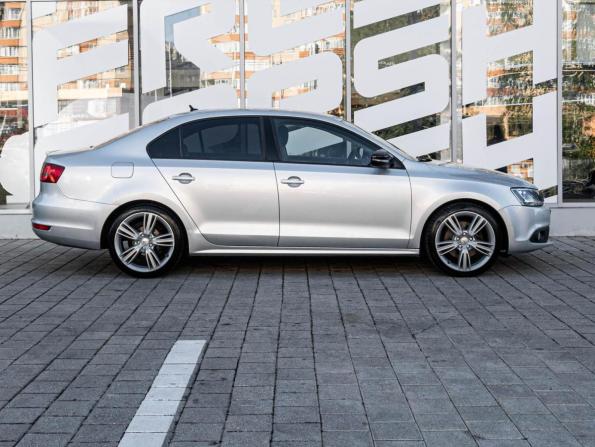 Volkswagen Jetta VI с пробегом 2013 года, цена 998 300 рублей, 297475 км, седан, Автокод Объявления