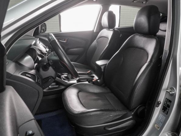 Hyundai ix35 I Рестайлинг с пробегом 2015 года, цена 1 399 000 рублей, 208838 км, внедорожник, Автокод Объявления