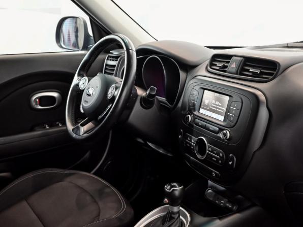 Kia Soul II Рестайлинг с пробегом 2018 года, цена 1 850 000 рублей, 66907 км, хэтчбек, Автокод Объявления