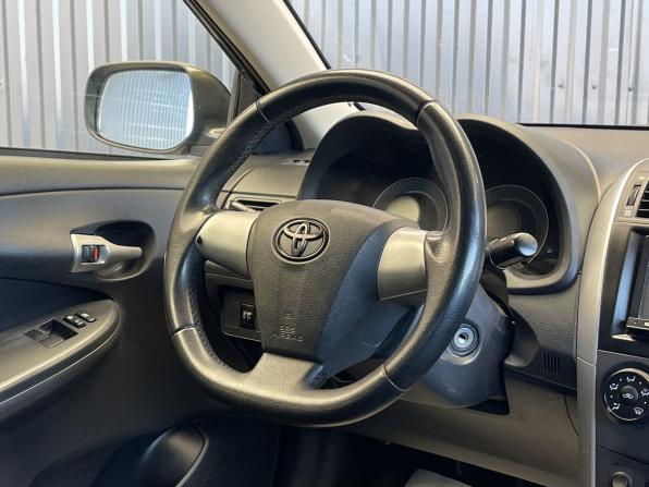 Toyota Corolla X (E140 E150) Рестайлинг с пробегом 2012 года, цена 1 097 000 рублей, 174179 км, седан, Автокод Объявления