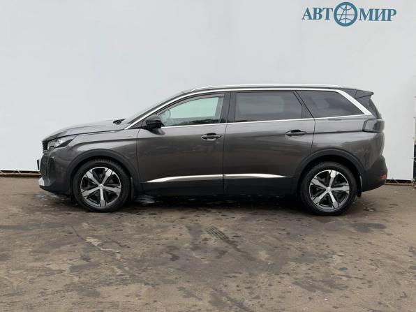 Peugeot 5008 II Рестайлинг с пробегом 2022 года, цена 2 490 000 рублей, 87784 км, внедорожник, Автокод Объявления