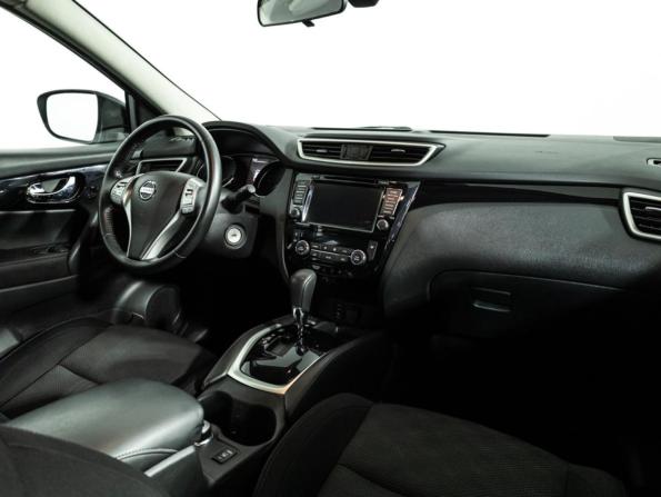 Nissan Qashqai II с пробегом 2018 года, цена 1 779 585 рублей, 123000 км, внедорожник, Автокод Объявления
