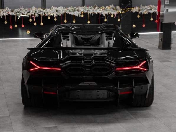 Lamborghini Revuelto с пробегом 2025 года, цена 84 000 000 рублей, 605 км, купе, Автокод Объявления