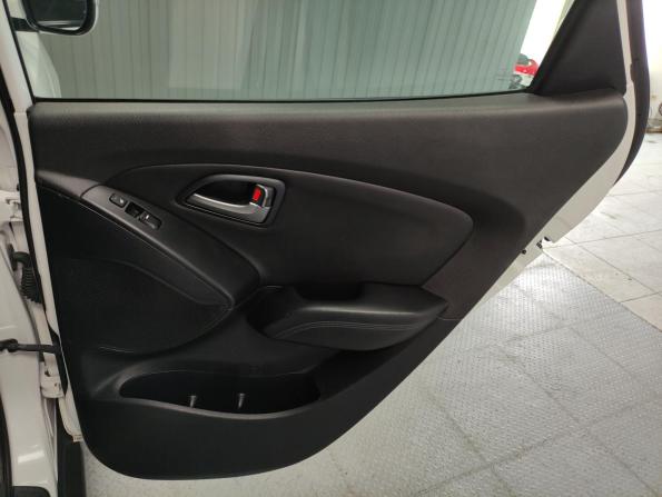 Hyundai ix35 I Рестайлинг с пробегом 2014 года, цена 1 420 000 рублей, 150000 км, внедорожник, Автокод Объявления
