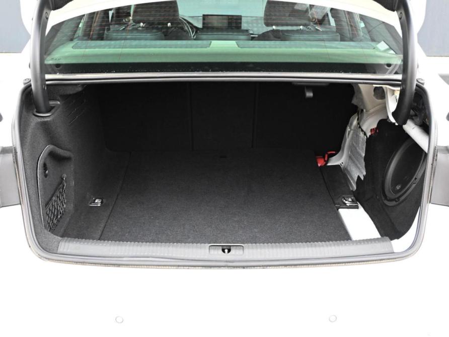Audi A4 V (B9) Рестайлинг Новороссийск  - изображение 28