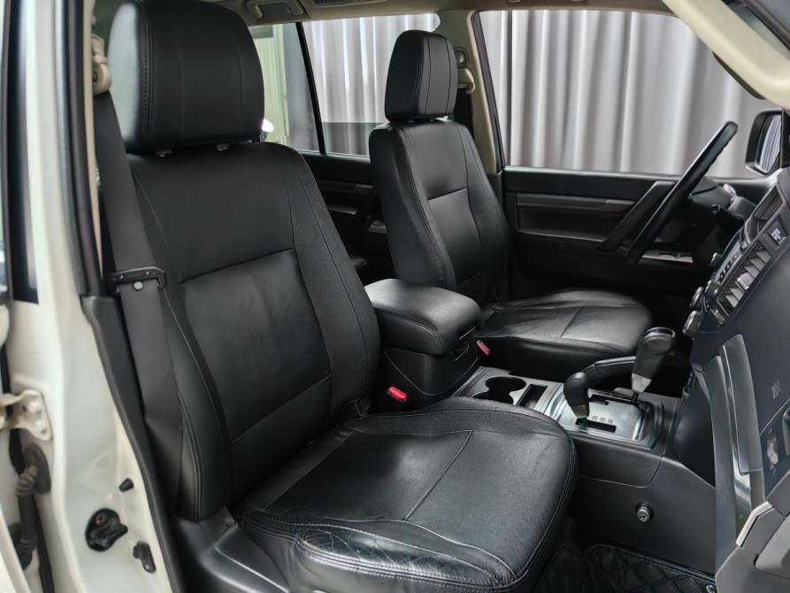 Mitsubishi Pajero IV Рестайлинг 1 Подольск  - изображение 7