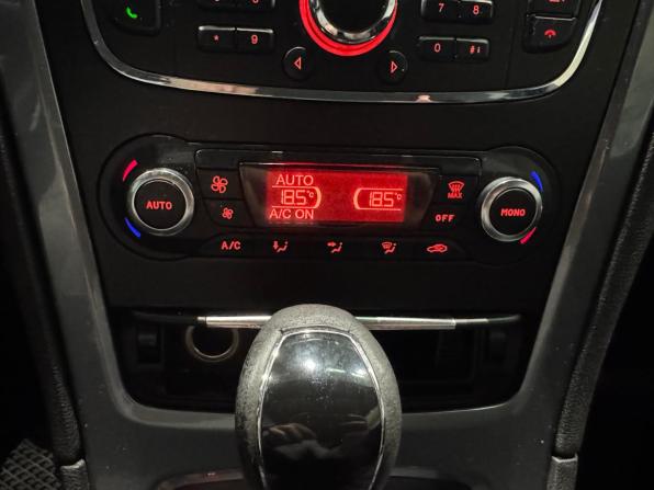 Ford Mondeo IV Рестайлинг с пробегом 2011 года, цена 730 000 рублей, 260000 км, седан, Автокод Объявления