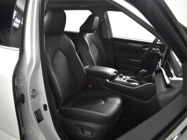 Toyota Highlander IV (XU70) с пробегом 2026 года, цена 5 775 900 рублей, 4635 км, внедорожник, Автокод Объявления