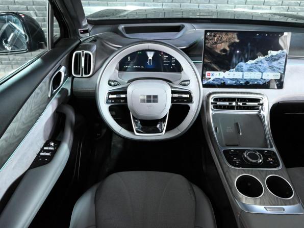 Geely Galaxy M7 с пробегом 2026 года, цена 3 795 000 рублей, 61 км, внедорожник, Автокод Объявления