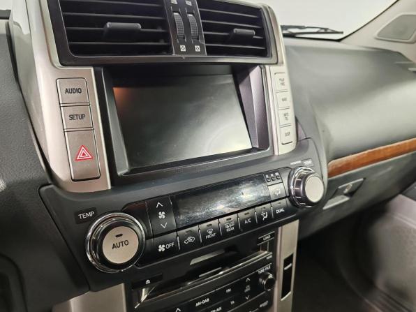 Toyota Land Cruiser Prado 150 Series с пробегом 2013 года, цена 2 875 000 рублей, 223775 км, внедорожник, Автокод Объявления