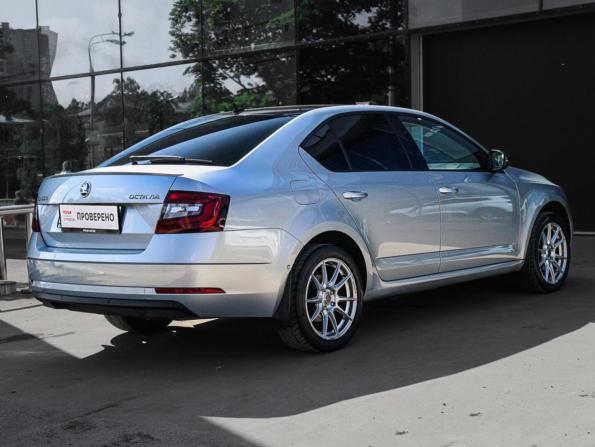 Skoda Octavia III (A7) Рестайлинг с пробегом 2020 года, цена 2 320 000 рублей, 95263 км, лифтбек, Автокод Объявления