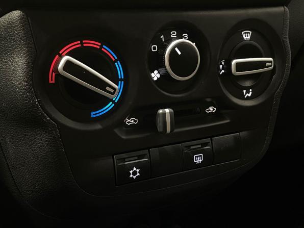 Lada (ВАЗ) Granta I Рестайлинг с пробегом 2023 года, цена 699 000 рублей, 58102 км, универсал, Автокод Объявления