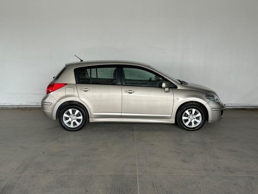 Nissan Tiida I Рестайлинг Москва  - изображение 4