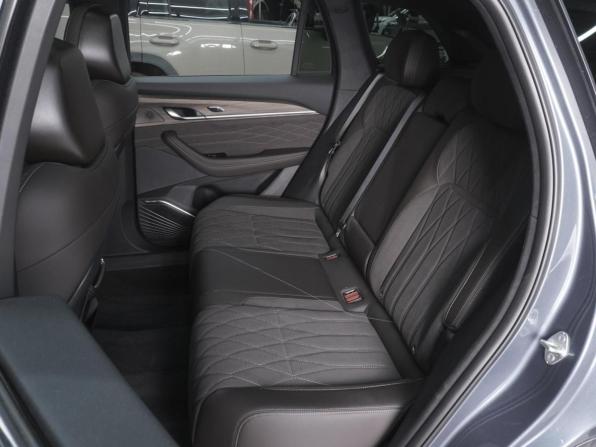 Geely Monjaro I Рестайлинг 2 с пробегом 2026 года, цена 4 570 000 рублей, 34 км, внедорожник, Автокод Объявления
